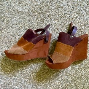 Lucky brand suede wedge